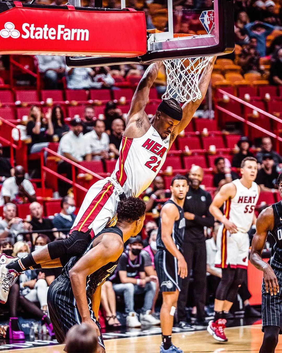 迈阿密热火队壁纸(NBA球队主题壁纸（第二期）——迈阿密热火队Miami Heat)