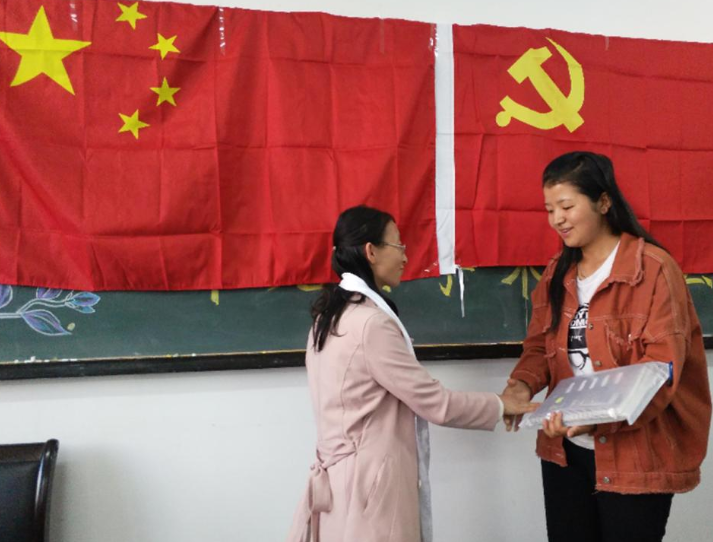 大学校园存在的“潜规则”，越早知道越好，辅导员一般不会说