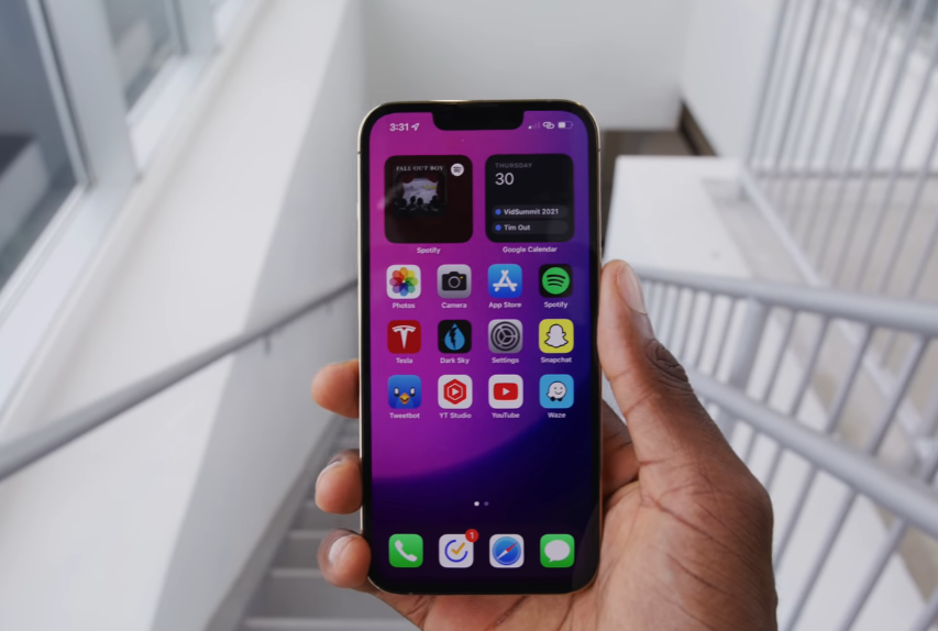 一部iPhone能用几年？当出现这4种情况时，别犹豫，该换了