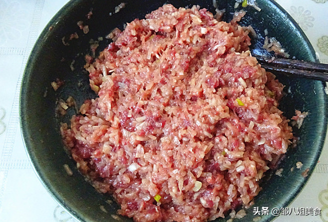 牛肉餃子,