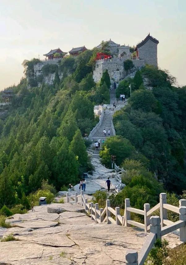 青州云门山门票多少钱(潍坊这座被黄花溪盖过风头的5a名山) - 价格