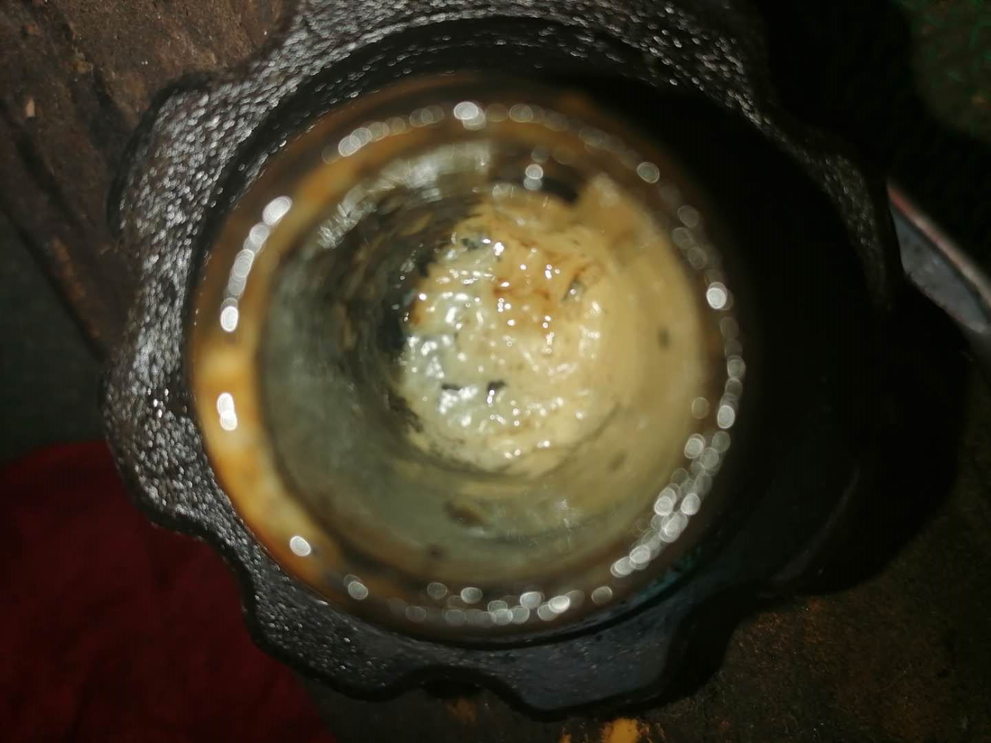 胖哥真实案例分析，发动机高温造成机油乳化，冲缸垫