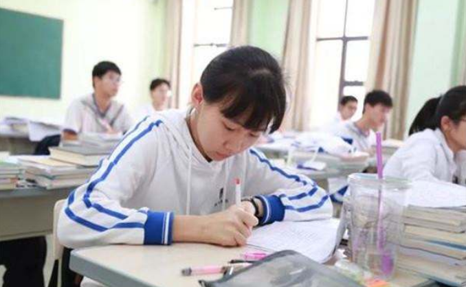 中考成绩决定高考成绩吗？老师：影响不小，想要逆袭要做到这4点