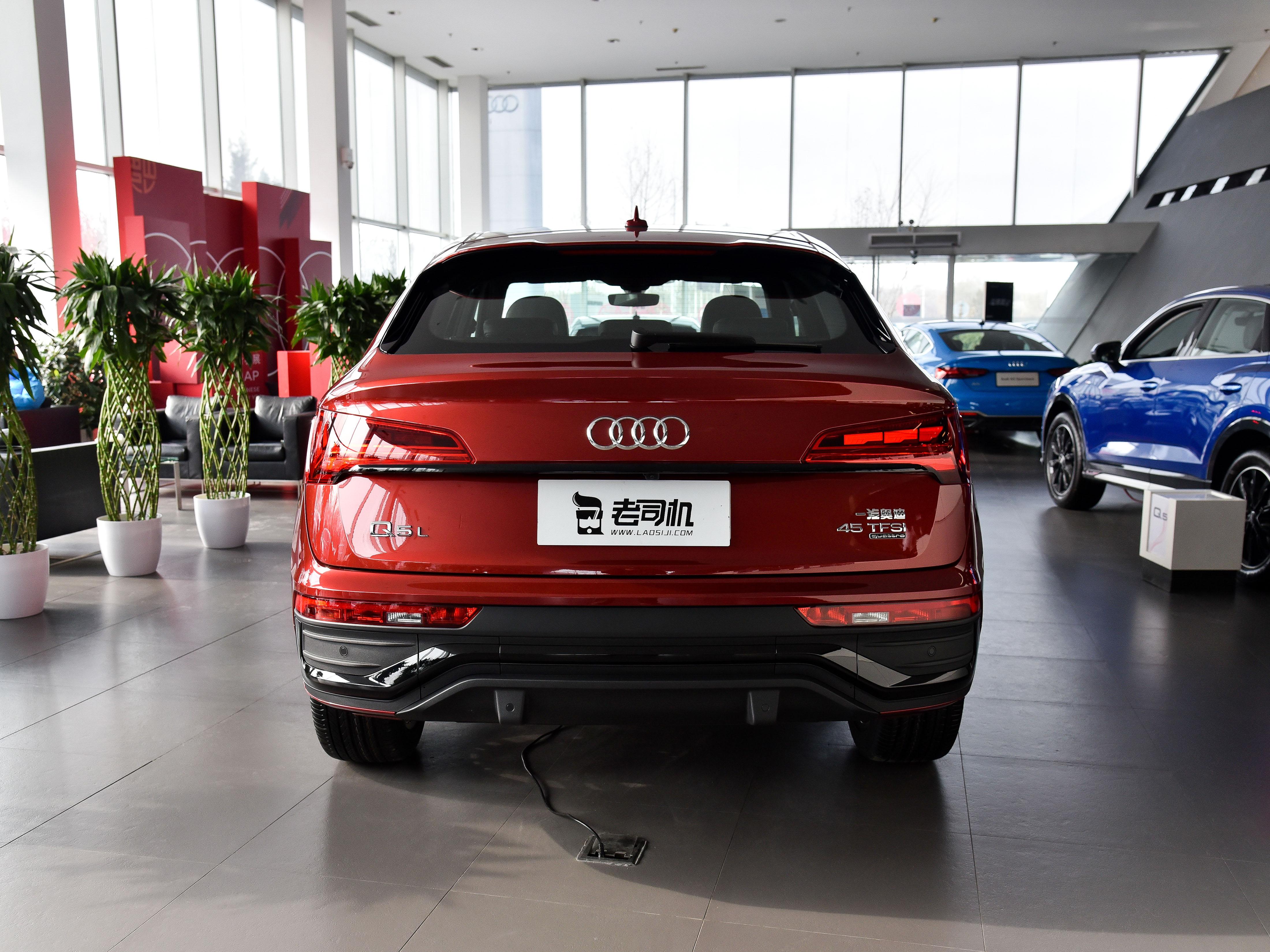 竟然比Q5L还实用？轴距2米9，实拍奥迪Q5L Sportback