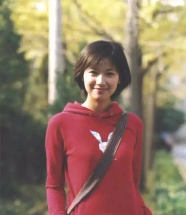 这7位艺人曾经是人民教师，有人浑水摸鱼，有人执教数年受人敬仰