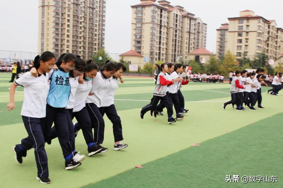 济南路中学2021年秋季田径运动会(图43)