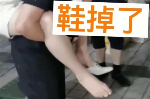 女儿高考分数超600，妈妈开心到喝断片，这种“丢人”谁不想体验