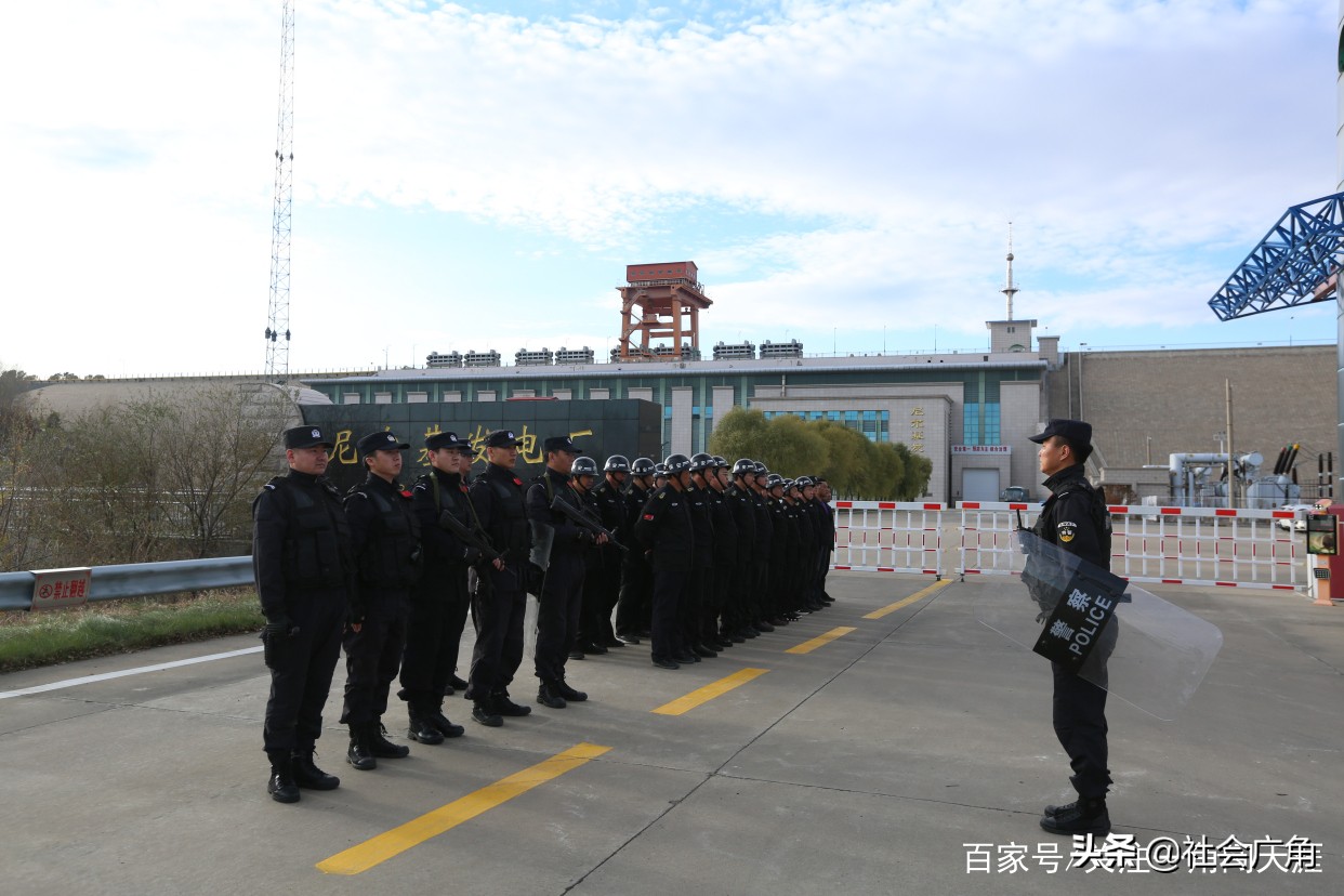 内蒙古呼伦贝尔市莫旗公安局开展“警企联动”应急演练活动