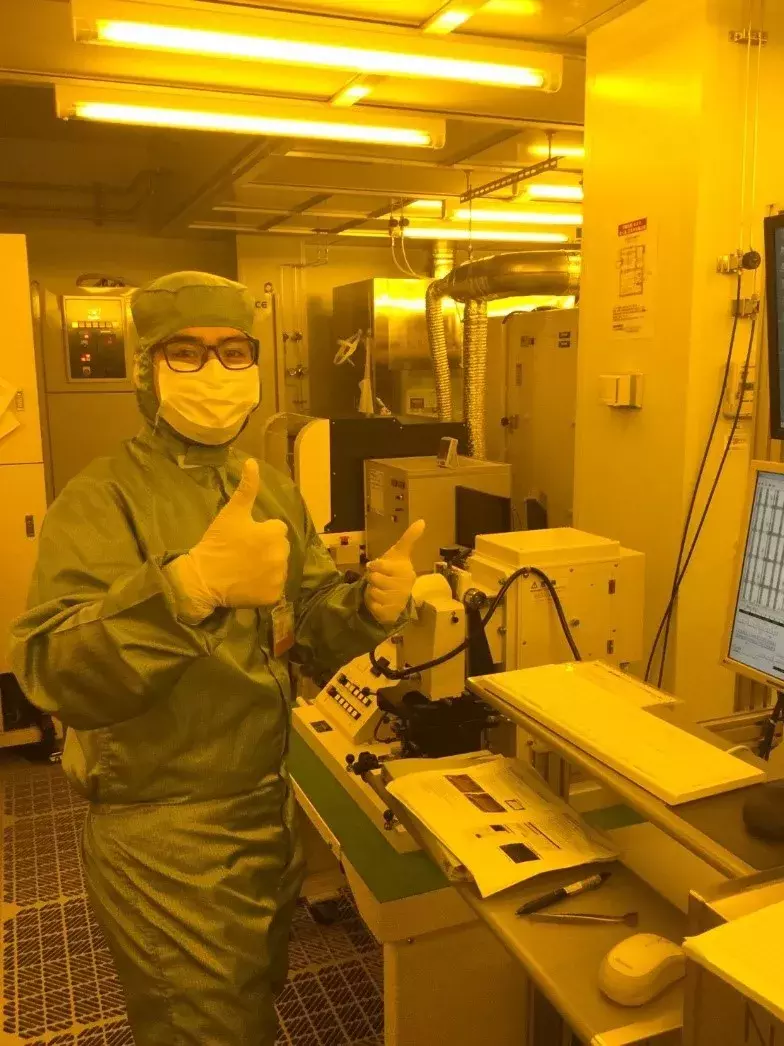 不用颜料，如何画出比芝麻还小的《蒙娜丽莎》？