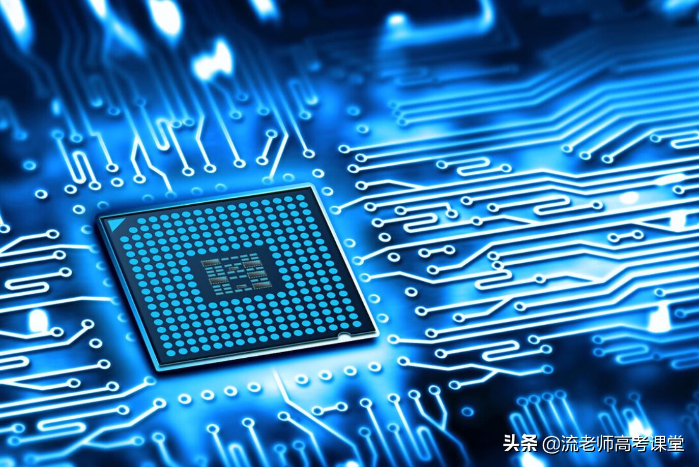 中国传媒大学校花杨诗尹，才貌双全气质佳，摘得环球小姐中国冠军