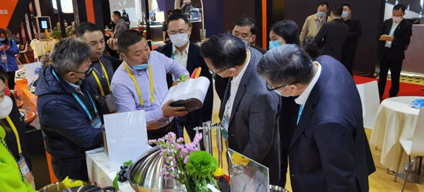 德国Othello欧德罗第四届进博会圆满收官，高朋满座