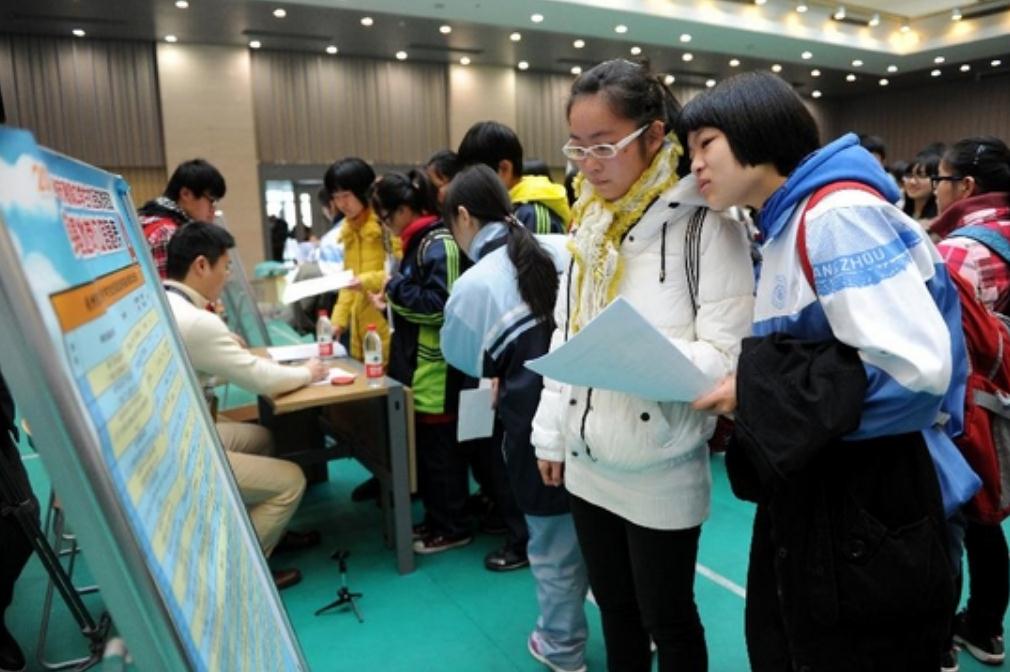 新高考如何选科？高考“分数线”给出答案，新高一家长别选错了