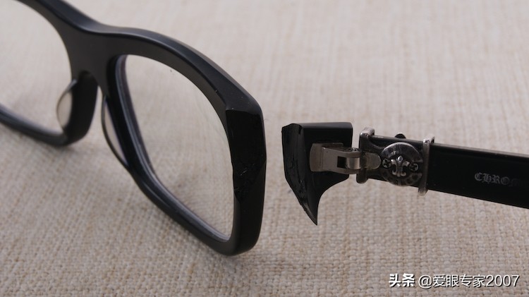 眼镜架金属连接点断了怎么办（眼镜修理维修的方法和技巧）