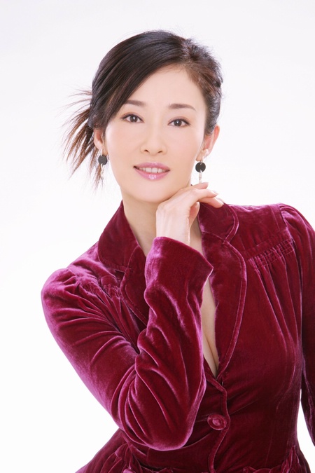 盖丽丽:曾在北影厂和剧组受欺负,后来沉寂,而今婚姻状况怎样?_涪州汇