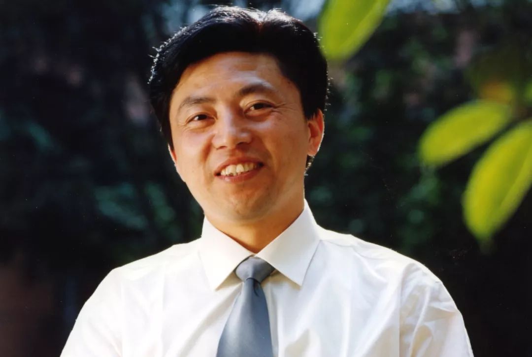 他想圆一个关于山茶油的梦(他想圆一个关于山茶油的梦英语翻译)