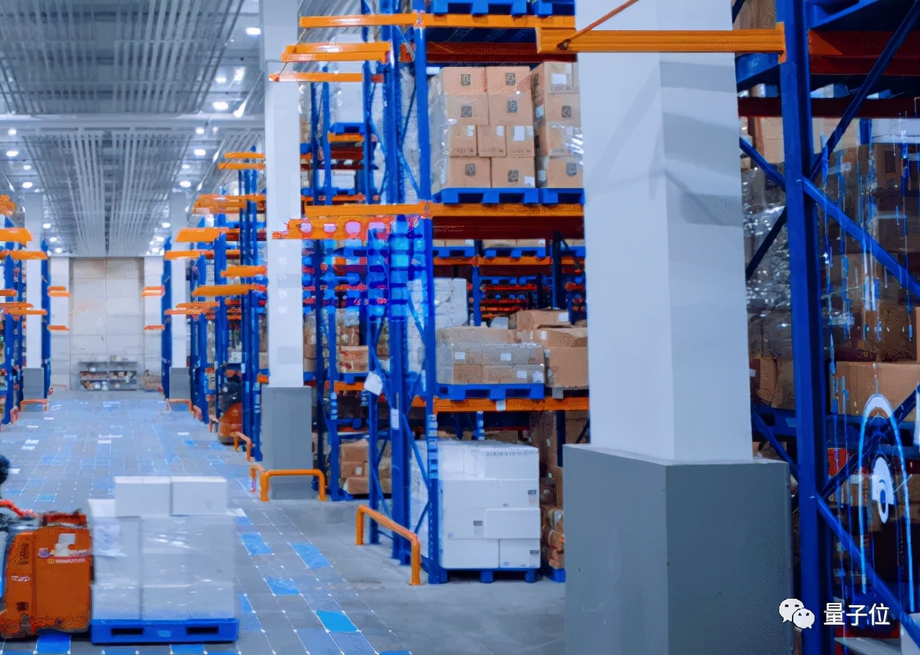 菜鸟CTO谈物流科技：科学家也要贴地飞行