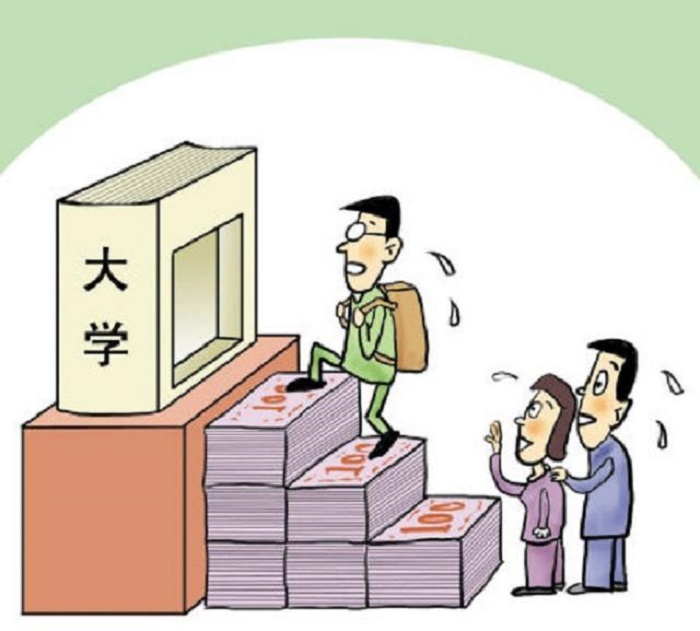 大学生读4年本科、3年硕士要花多少钱？网友：寒门家庭太难了