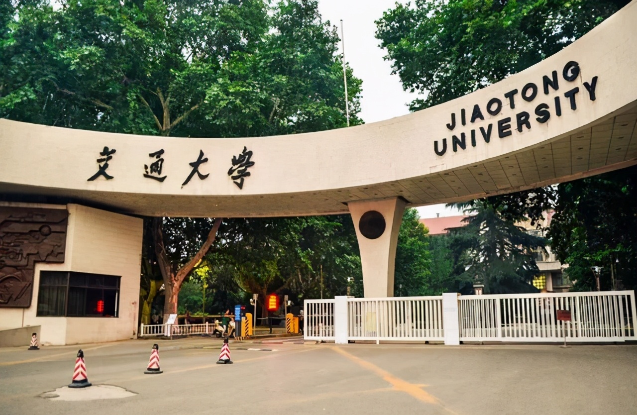 这几个城市，GDP新晋万亿，却缺一所名声响亮的大学