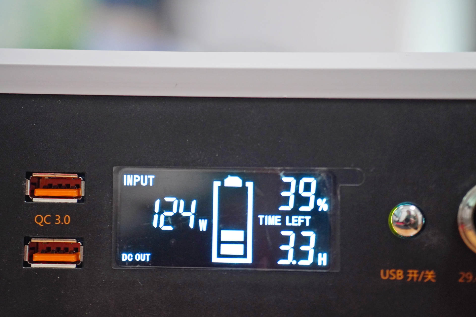 既是便攜式UPS，還能作為戶外電源，百克龍B1000使用評測