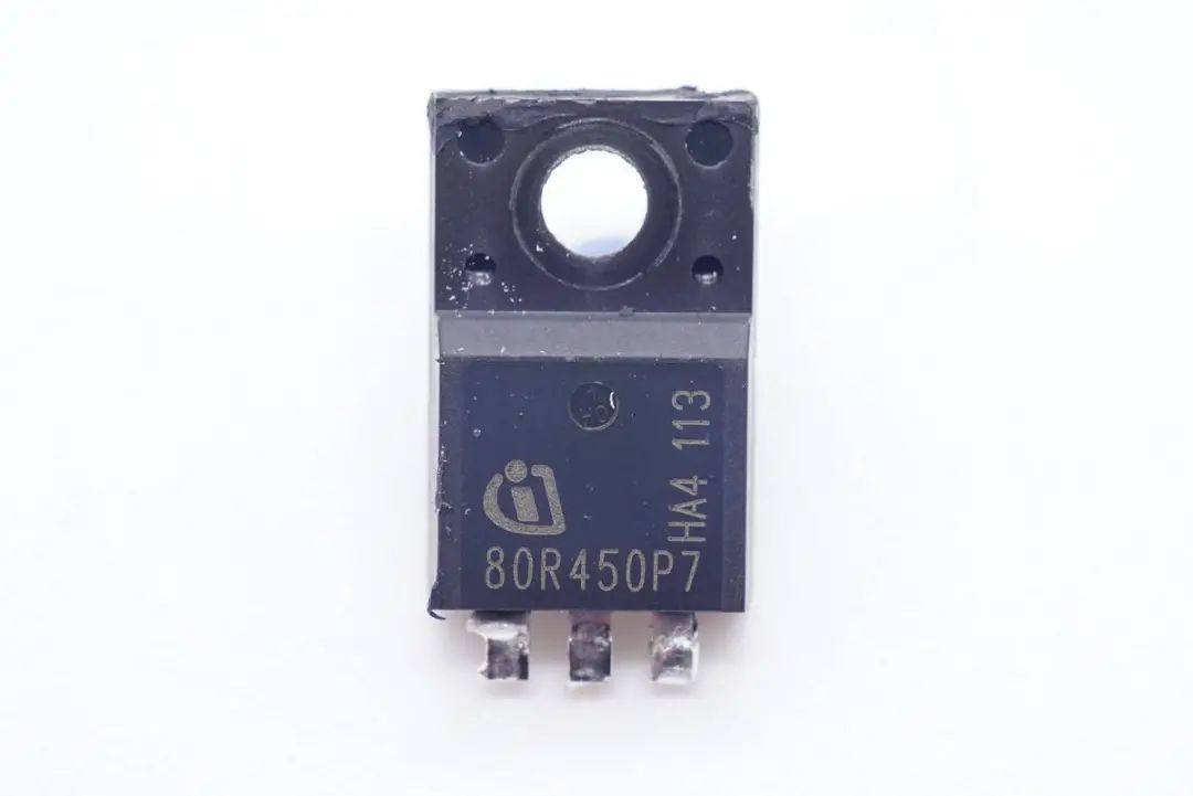 拆解报告：苹果原装67W PD快充充电器A2518-充电头网