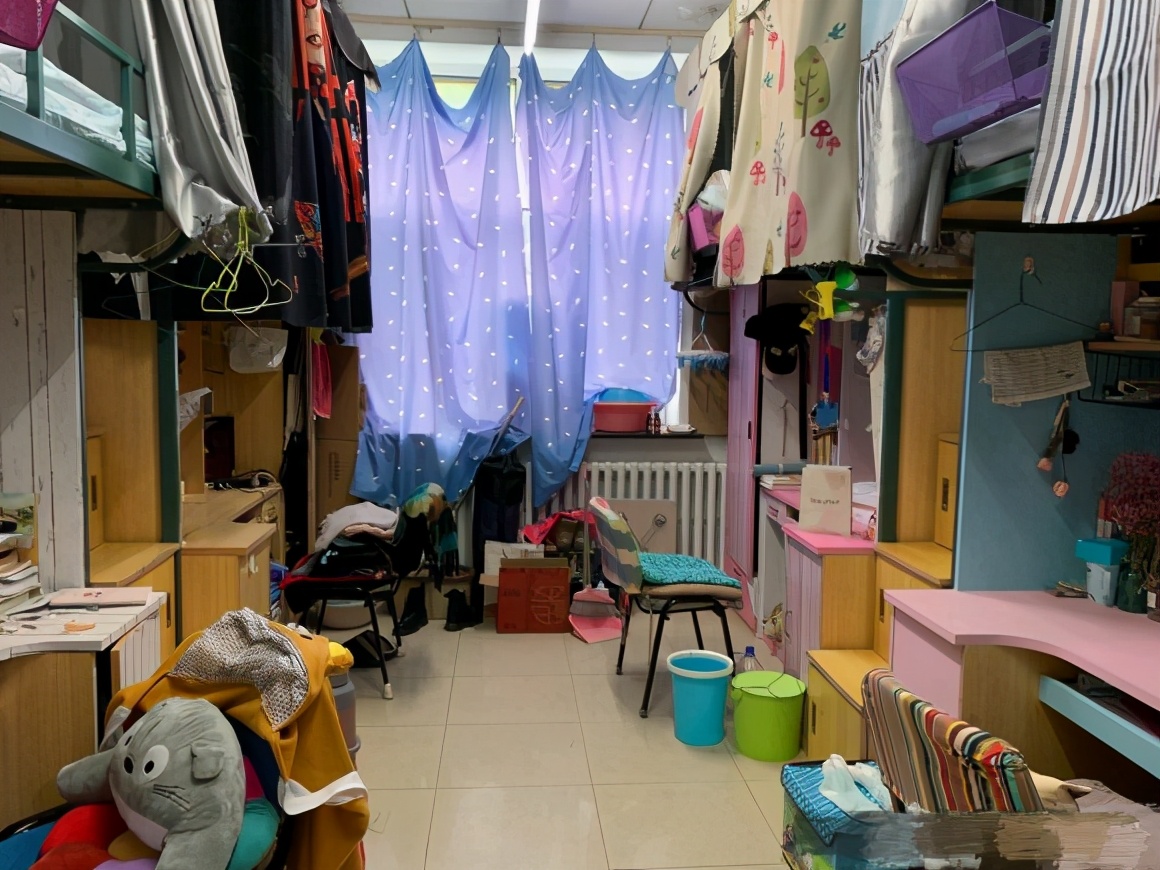 吉林大学怎么样?宿舍环境好不好?分数线高吗?