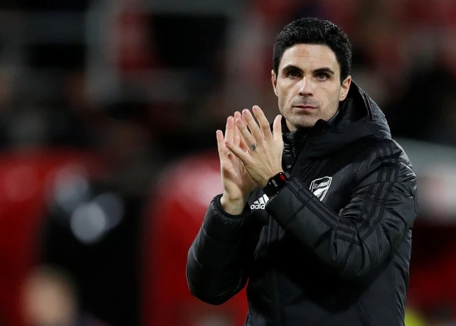 穆里尼奥不适合执教"主场球衣为红色"的俱乐部(穆里尼奥