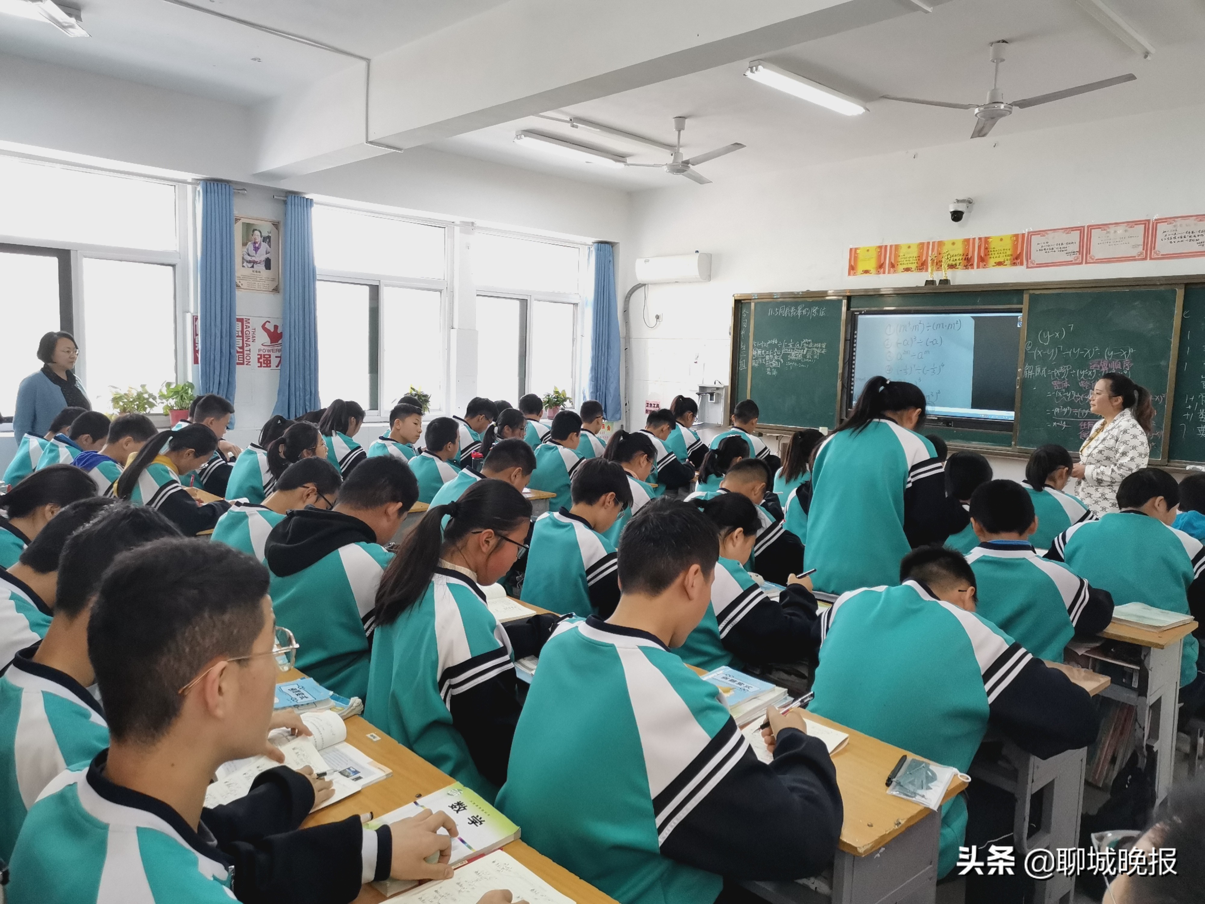 聊城市东昌府区孟达外国语学校：从“心”开始 让学生在快乐中学习