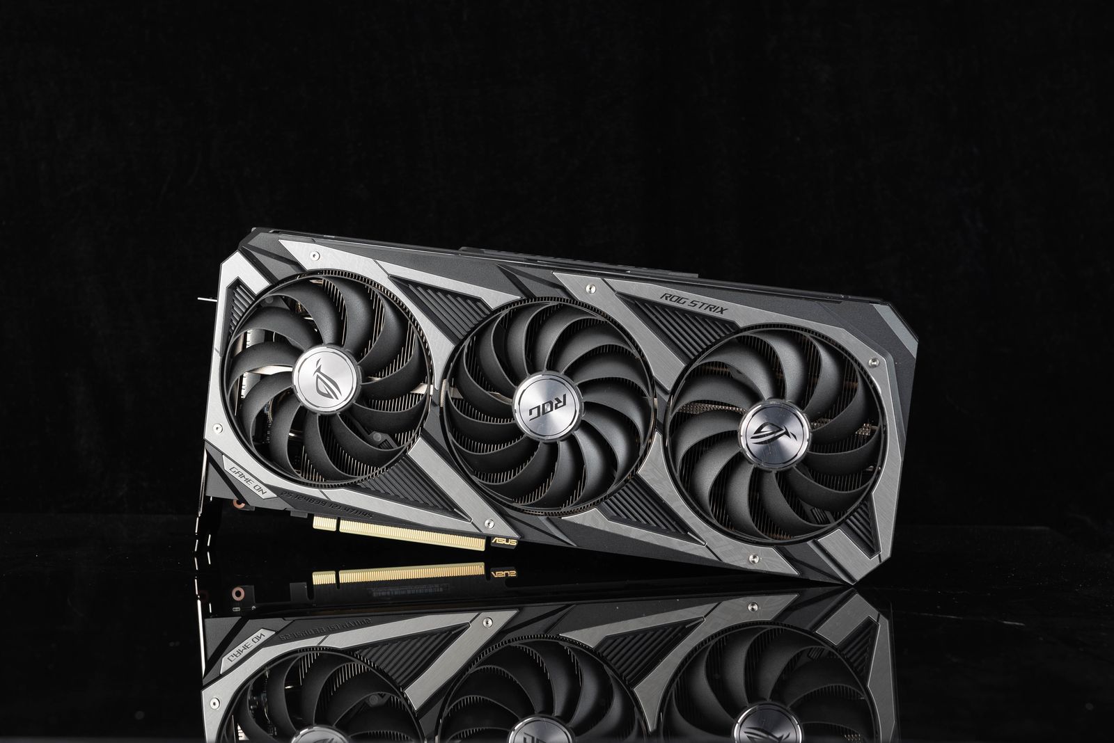 2021年度巨献：NVIDIA RTX 3080显卡横评 中