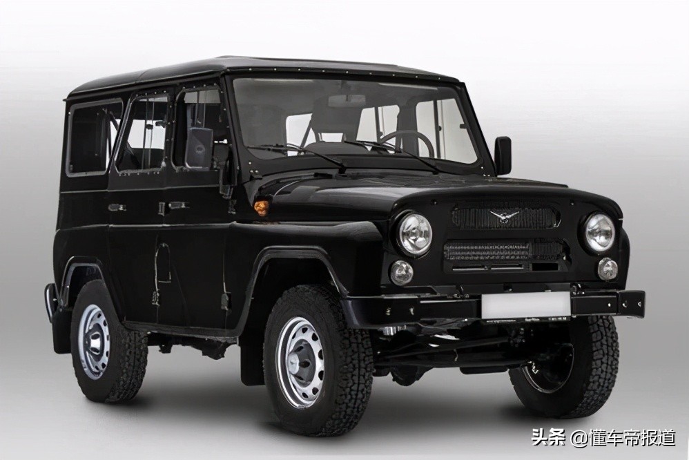 新车｜越野不输坦克300？BJ212致敬版上市，搭载三菱动力