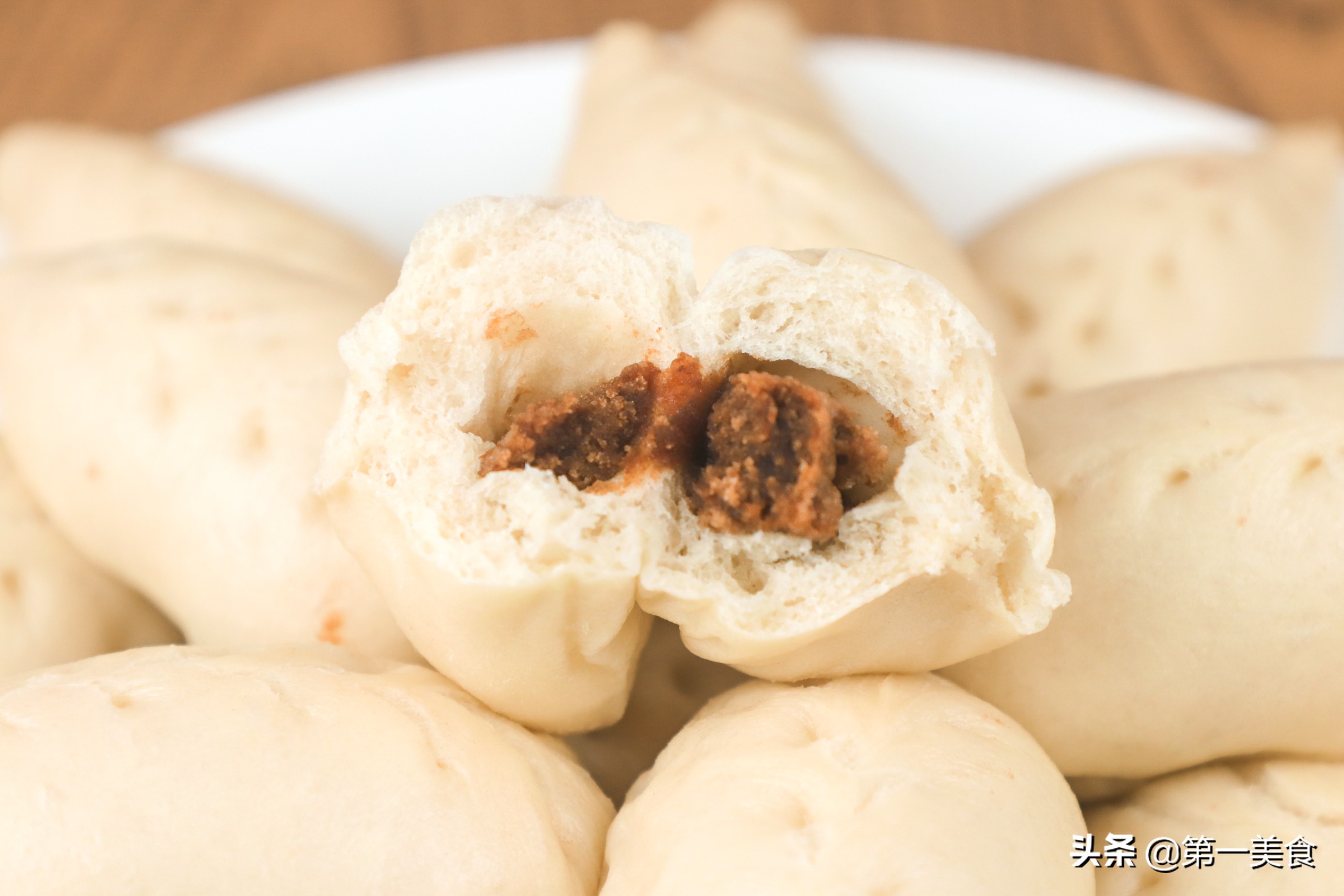 自制豆沙馅的豆沙包