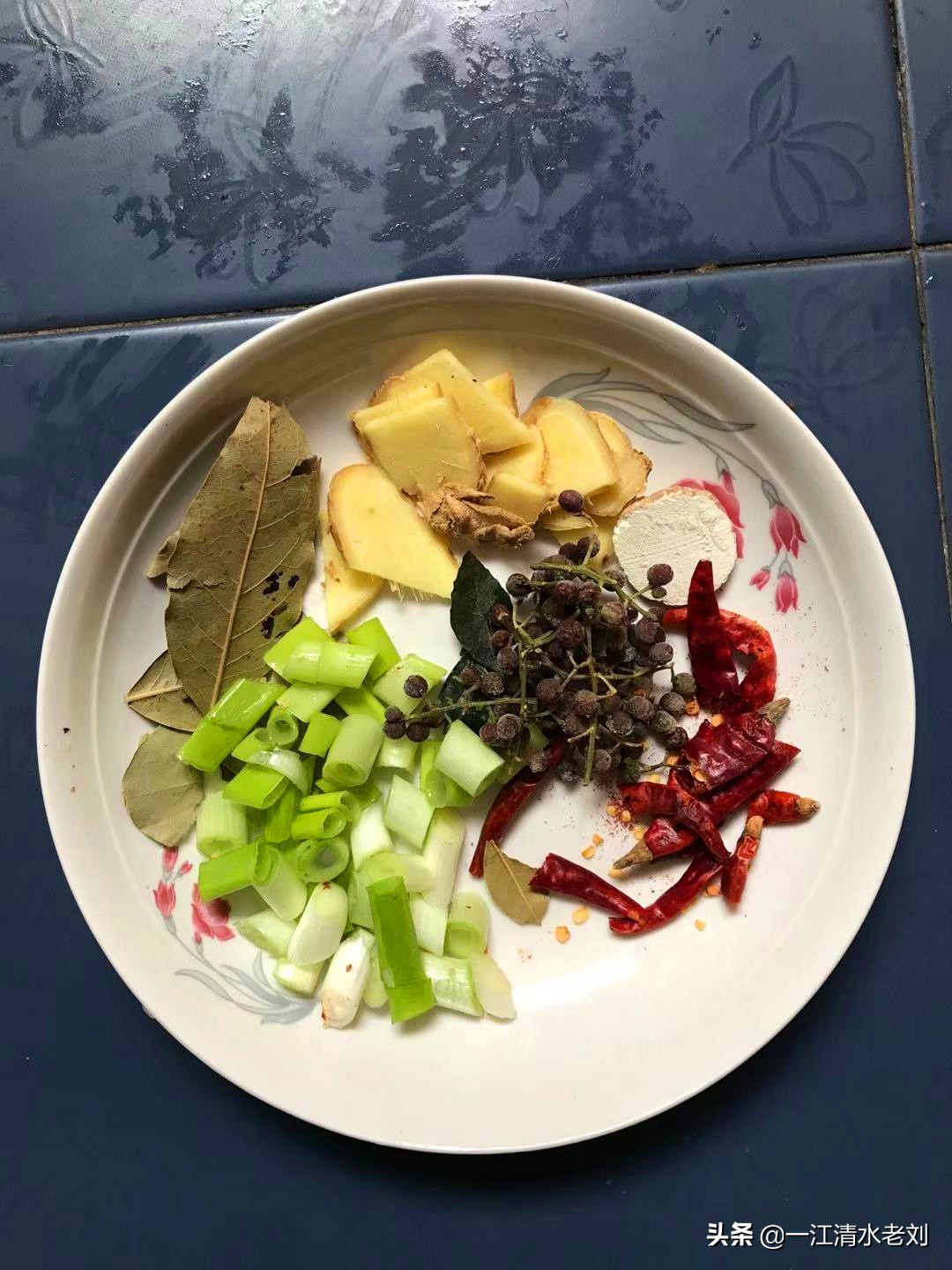 今天为大家分享一下腌制腊鱼的两种烹饪方法，希望你能喜欢