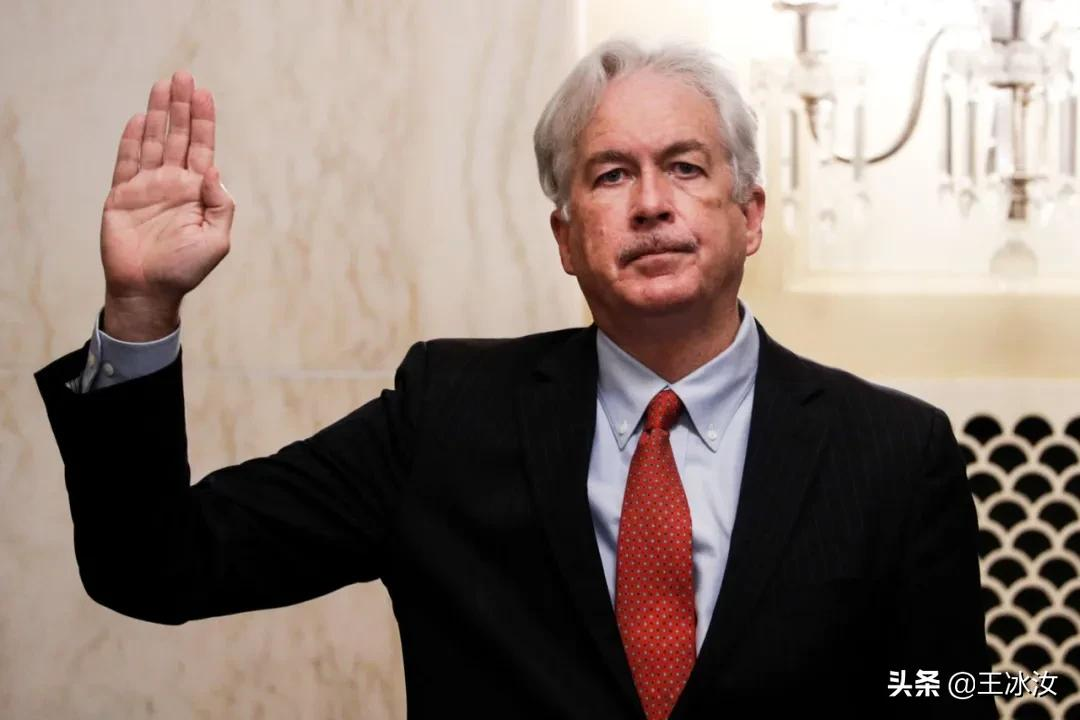 CIA成立中国中心的内卷:招临时工,抢简历,还要懂11种方言?