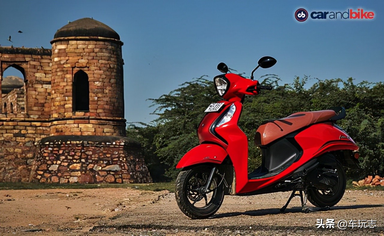 2021款雅马哈Fascino 125cc评测：混动版踏板车