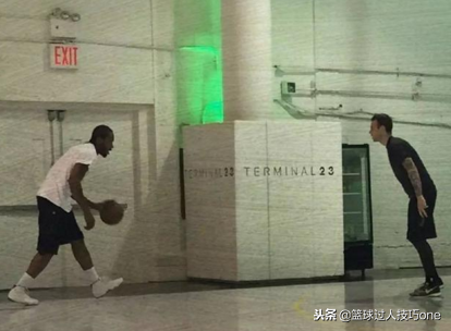 nba训练师有哪些人(NBA5大超级训练师：曾帮纳什两夺MVP，一人帮乔丹增肌击败活塞)