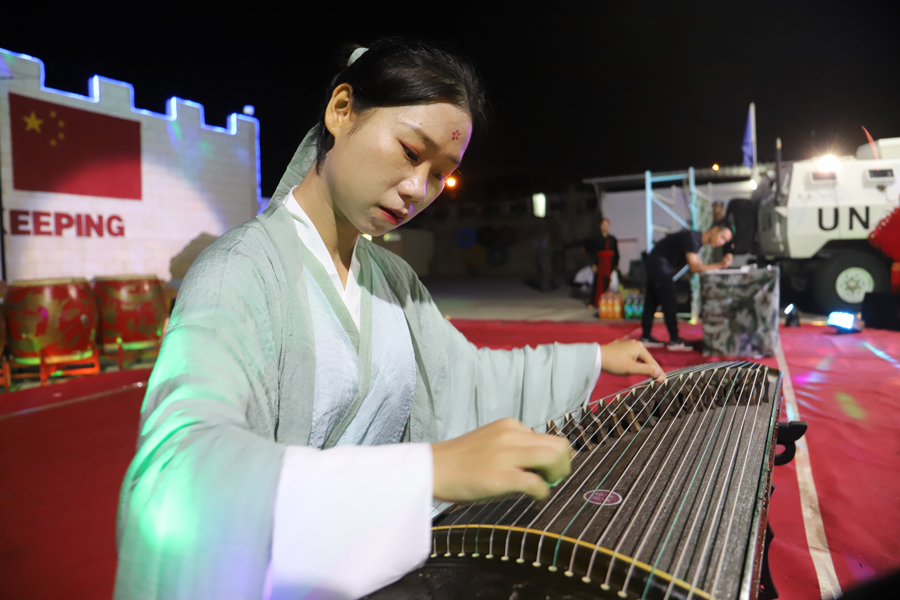 献礼华诞 | 解放军及武警部队“双节”晚会大联欢