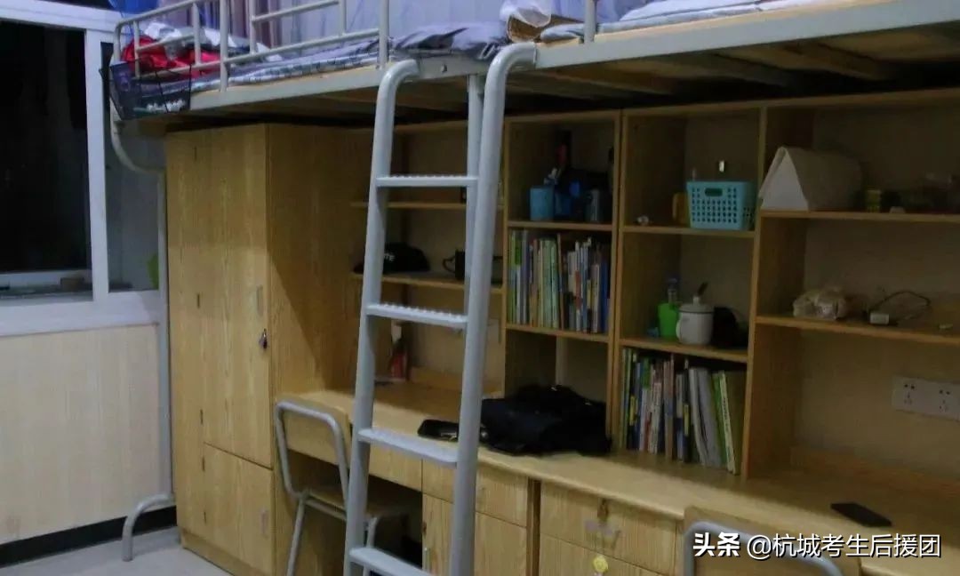 浙江高校宿舍条件大揭秘！住得比家里还好？
