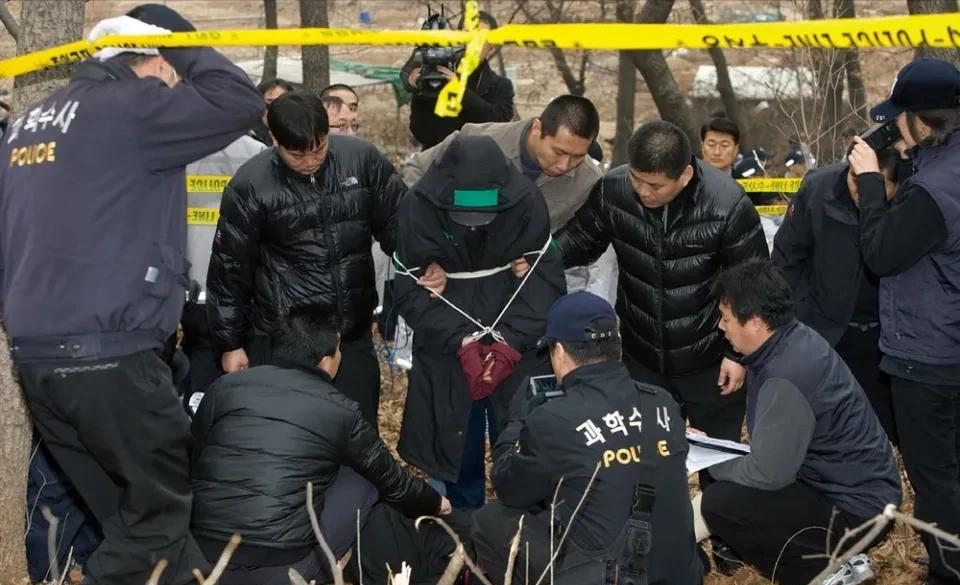 号称韩国“最帅”杀手：专挑丝袜女下手，女性还都爱跟他走