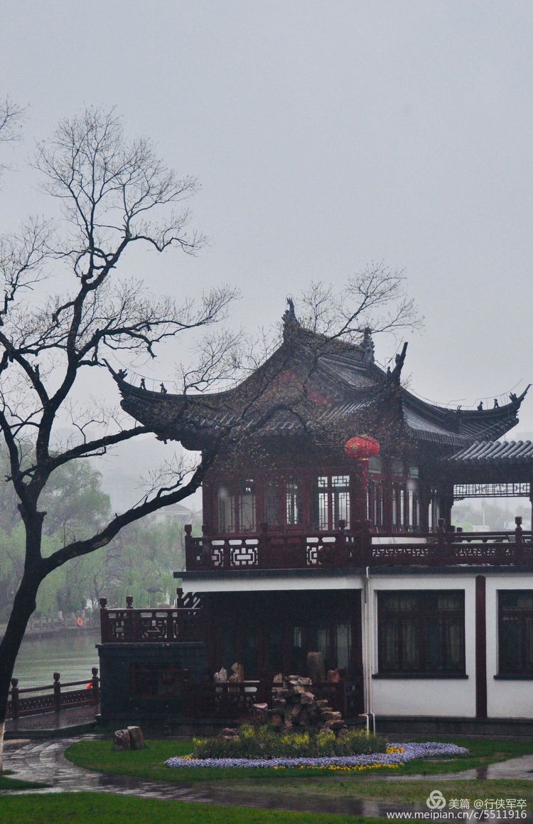 莫愁湖——粉黛江山，留得半湖烟雨；王侯事业，都如一局棋枰