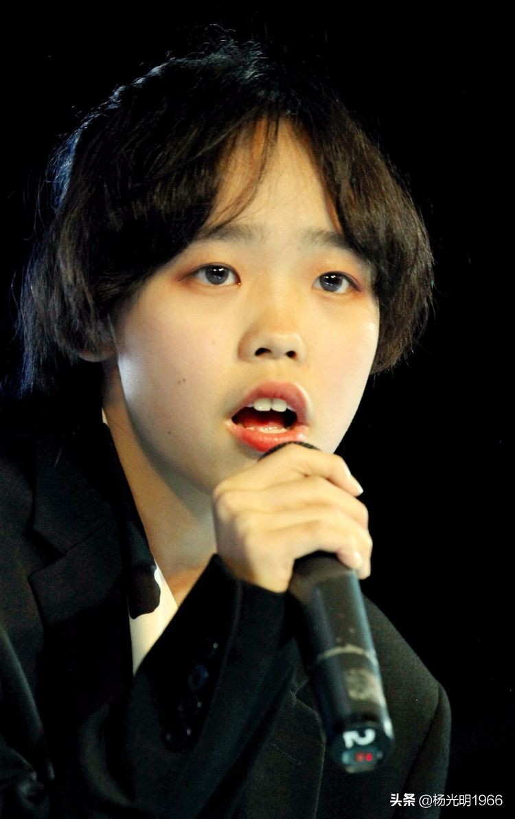 施秉一中：唱响青春   舞动人生