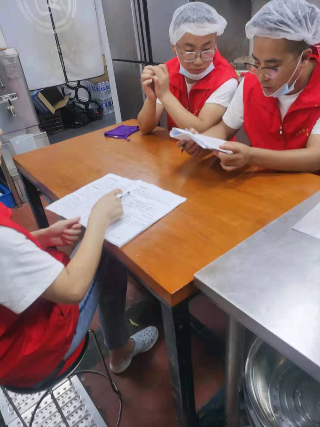 牛运霞荠菜饺子馅做法详解：鲜香美味秘诀大公开