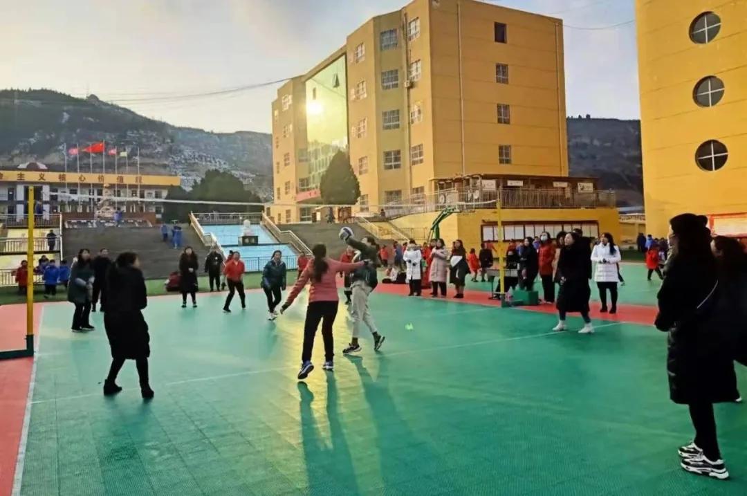 树魂立根 务实前行 延川县城关小学2020——2021学年度第一学期工作总结