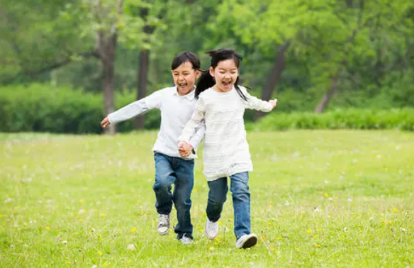 宁愿拿三千月薪，也不愿意进厂拿高薪，大学生择业观失衡很严重