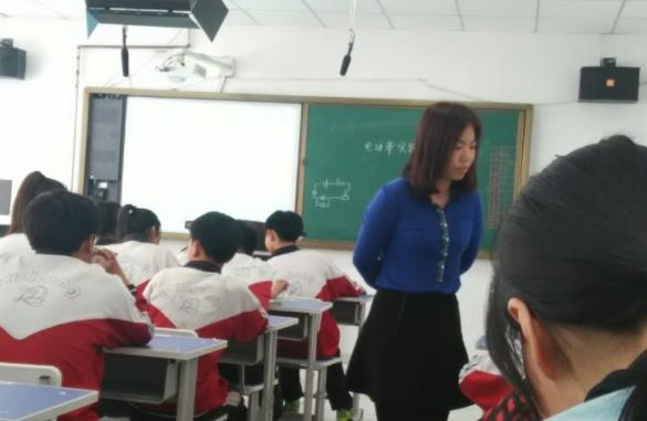 中南大学3位女教授火了，颜值极高且才华出众，网友：全能女神