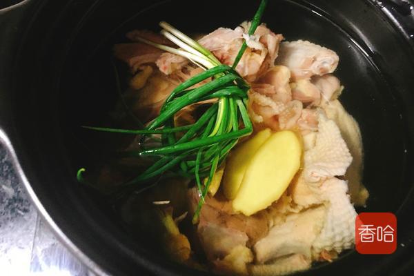 一鸽胜九鸡，鸽子汤这样熬才最滋补，汤鲜味浓，营养又健康