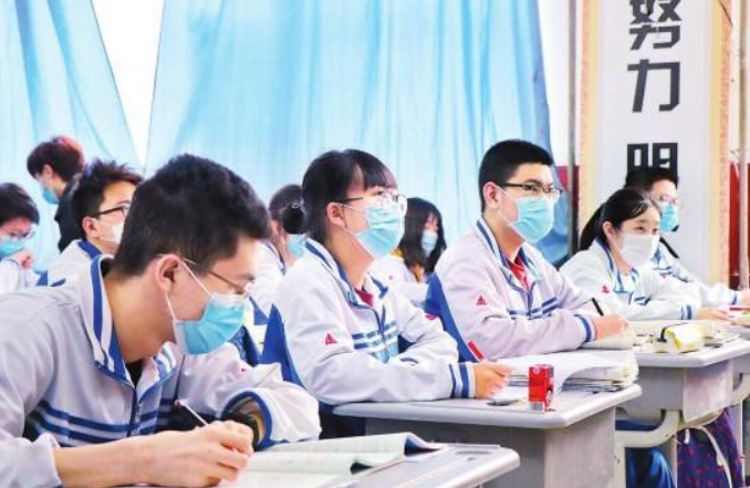 山东实力强劲的3所高中，只要学生能考上，就不愁上不了重点大学