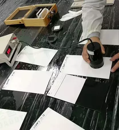 杭州魏老爸花2万多元测试7款乳胶漆,比较不错的是这2款!