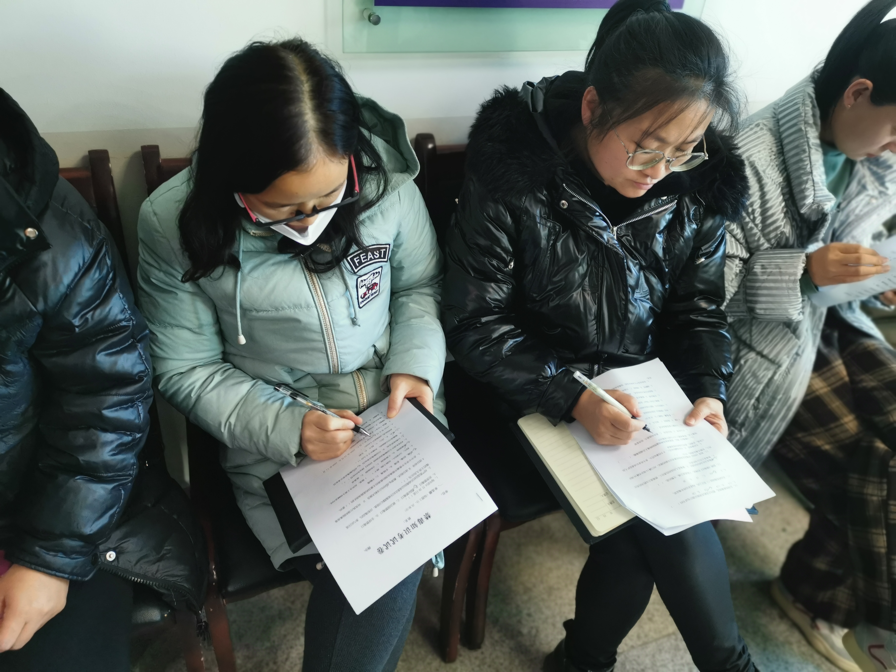 靖边县禁毒办组织全县禁毒专干进行禁毒知识考试