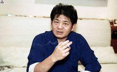 陈宝莲：为亲情，被母卖身成艳星，为爱情，29岁产子后跳楼自杀