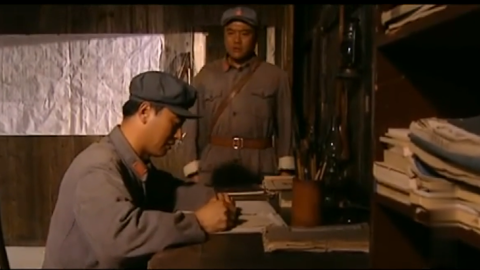 1976叶剑英问许世友：能指挥南京军区吗？许世友：司令是我的保镖