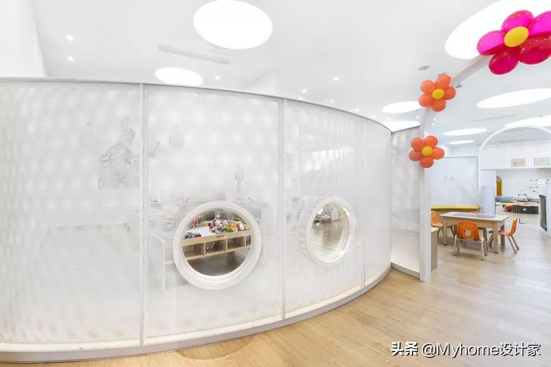 这面墙是孩子的游乐场，成人的玩具体验店，270㎡玩乐中学习